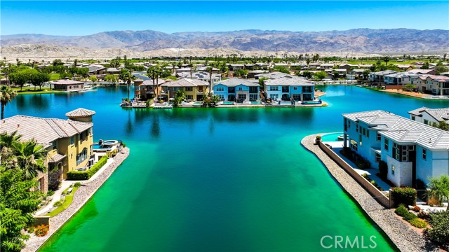 43228 Bacino Court, Indio CA: https://media.crmls.org/medias/26fb6f49-47b1-49a6-8794-0a70ebd45e75.jpg