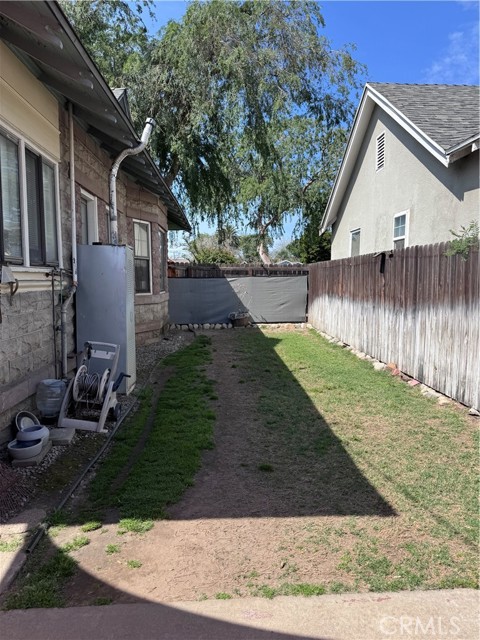 Detail Gallery Image 22 of 28 For 404 N 9th Ave, Upland,  CA 91786 - 5 Beds | 2 Baths