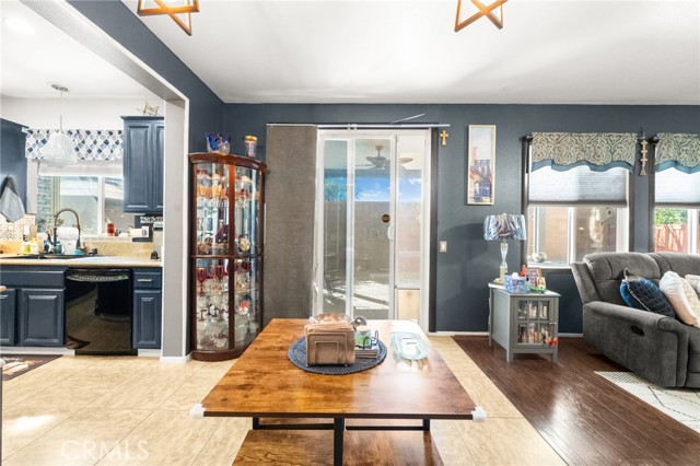 38327 Rancho Vista Dr, Beaumont CA: https://media.crmls.org/medias/26fd1a90-e463-487c-b846-d87c2877376a.jpg