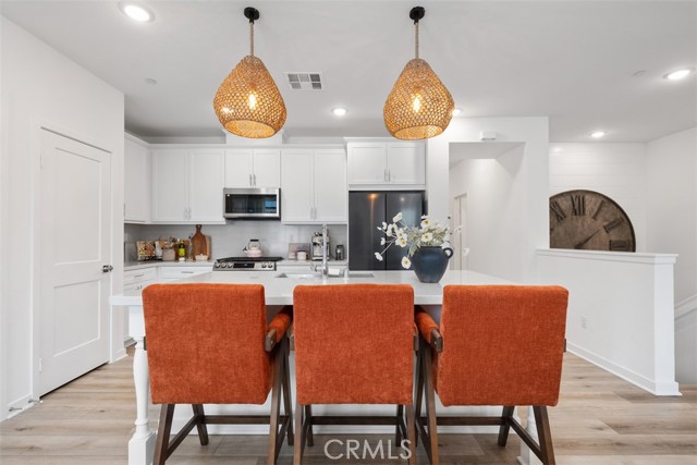 Image 12 of 51 For 242 Niebla Ln