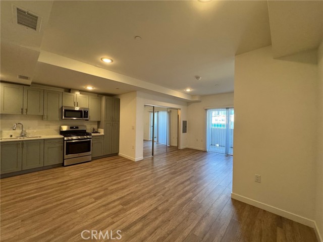 Detail Gallery Image 10 of 17 For 1025 S Berendo St #304,  Los Angeles,  CA 90006 - 0 Beds | 1 Baths