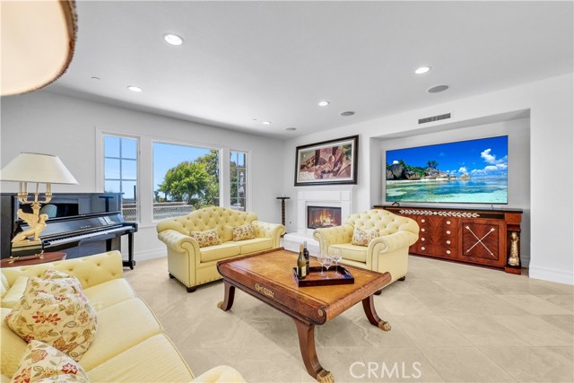 25 Village Way, Irvine CA: https://media.crmls.org/medias/26fd9321-41fd-4512-a221-c96e916d566c.jpg