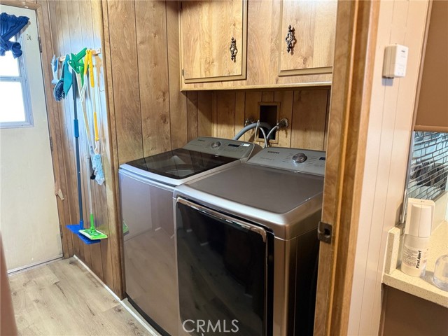 1045 N Azusa Ave, Covina CA: https://media.crmls.org/medias/26ffbfad-1a04-4491-8978-f1d769fc1267.jpg