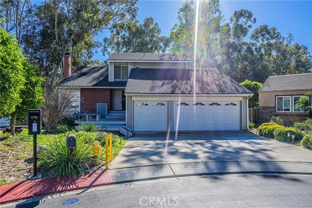 22551 Meadowwood, Lake Forest, CA 92630