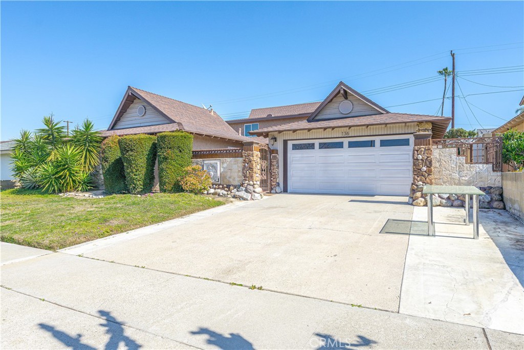 136 N Tiana Lane