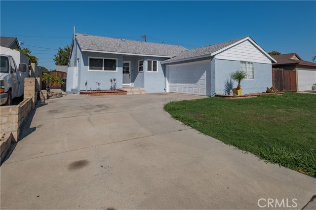 12019 Busiris Ave, Norwalk CA: https://media.crmls.org/medias/27034ca0-bda2-4f8f-bccd-4edb7d9233ec.jpg