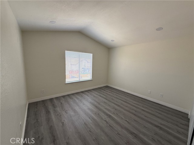 Detail Gallery Image 25 of 33 For 13577 Red Mahogany Dr, Moreno Valley,  CA 92553 - 3 Beds | 2/1 Baths