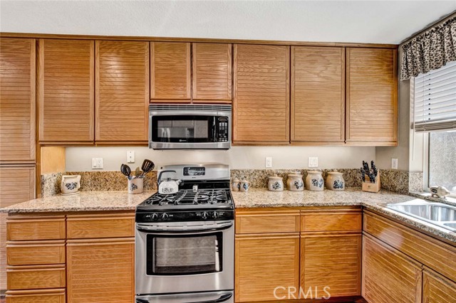 Detail Gallery Image 15 of 75 For 15 Encantado, Rancho Santa Margarita,  CA 92688 - 2 Beds | 2/1 Baths