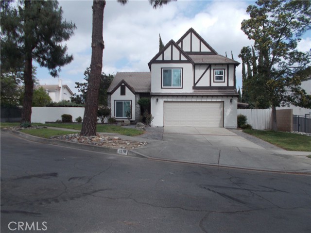 1576 Cloverdale Ave, Upland, CA 91786