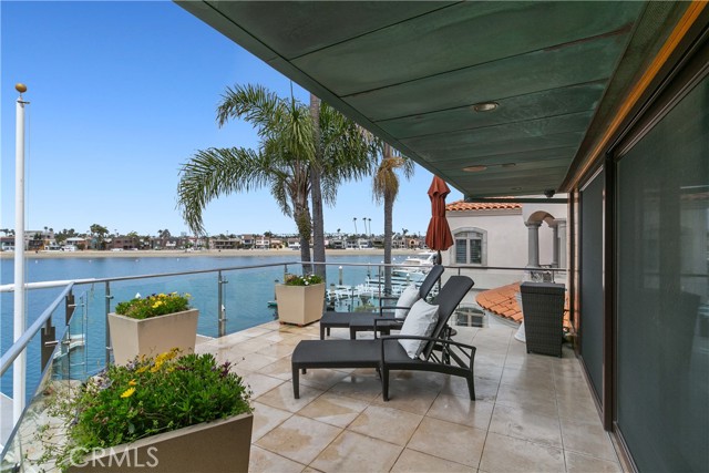 Detail Gallery Image 44 of 72 For 5472 E the Toledo, Long Beach,  CA 90803 - 5 Beds | 4/1 Baths