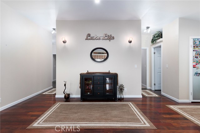 Detail Gallery Image 15 of 75 For 5550 Las Tablas Bay Dr, Paso Robles,  CA 93446 - 4 Beds | 3 Baths