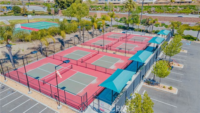 23825 N Canyon Lake Drive, Canyon Lake CA: https://media.crmls.org/medias/270667be-07a4-4de2-8fb2-b7bd9cd6092c.jpg
