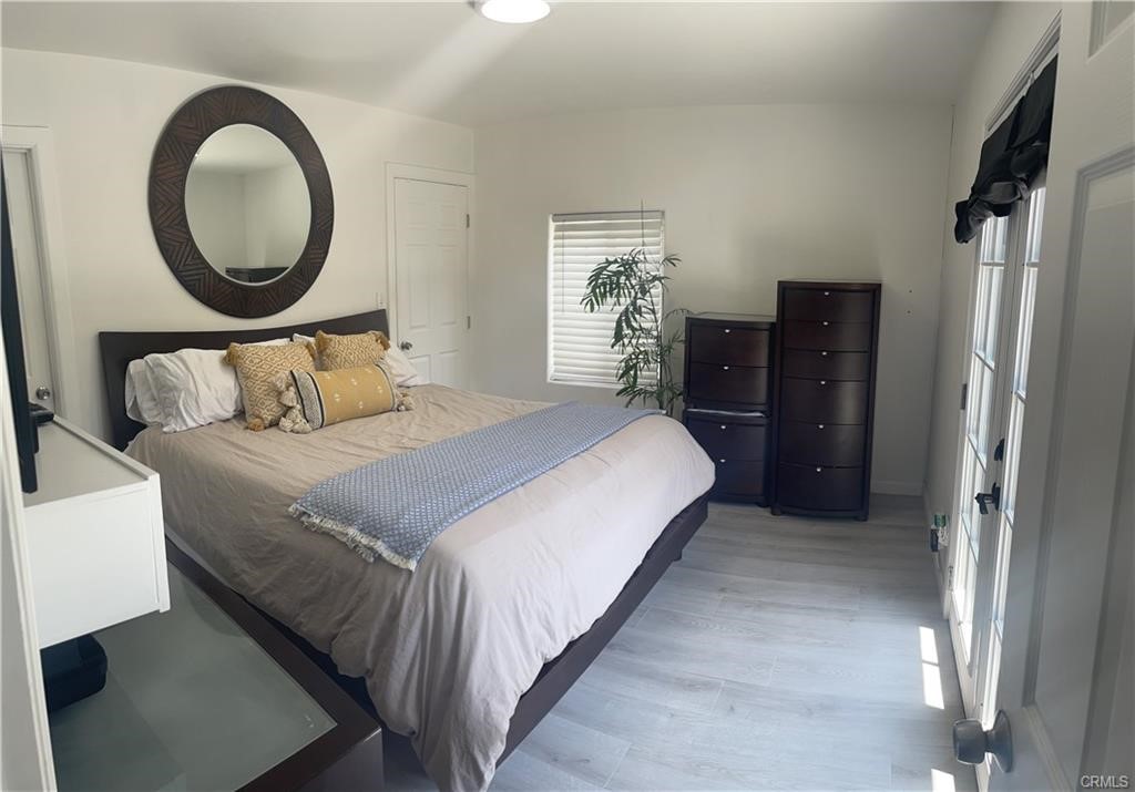 Detail Gallery Image 7 of 7 For 9416 Dearborn Ave, South Gate,  CA 90280 - 3 Beds | 2 Baths