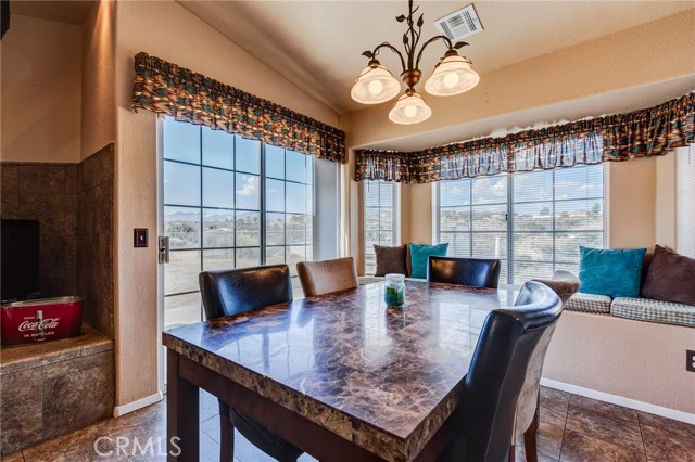 Detail Gallery Image 15 of 72 For 7170 Joshua, Oak Hills,  CA 92344 - 3 Beds | 2 Baths