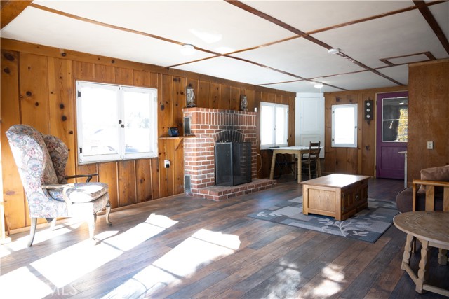 Detail Gallery Image 10 of 31 For 39104 Willow Landing, Big Bear Lake,  CA 92315 - 0 Beds | 1 Baths