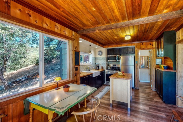 177 Craghill, Cedar Glen, CA 92321