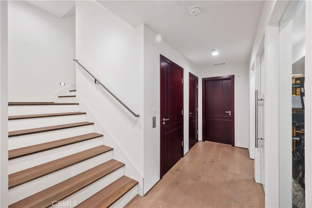 MLS #SB25245269 image #8