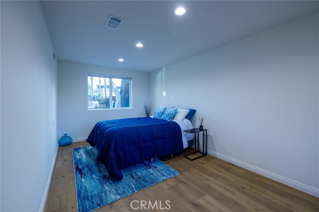 Detail Gallery Image 22 of 27 For 17726 Martha St, Encino,  CA 91316 - 3 Beds | 2 Baths