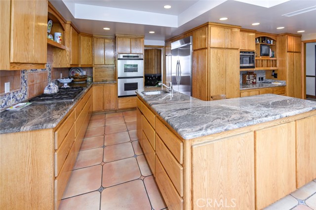 Detail Gallery Image 12 of 47 For 31059 Hawksmoor Dr, Rancho Palos Verdes,  CA 90275 - 5 Beds | 4 Baths
