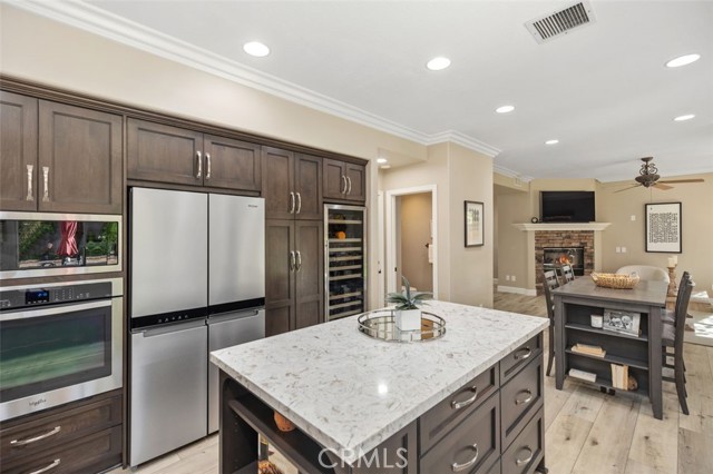 Detail Gallery Image 14 of 40 For 23 Dawn Ln, Aliso Viejo,  CA 92656 - 4 Beds | 2/1 Baths