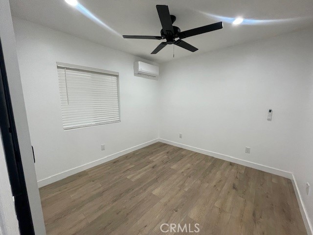 https://media.crmls.org/medias/270aabc1-73af-44de-8fce-146df5cc901d.jpg?preset=X-Large