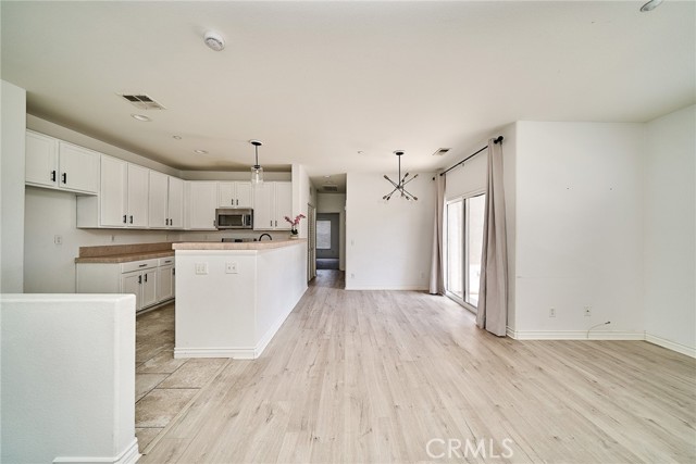 7353 Ellena W, Rancho Cucamonga CA: https://media.crmls.org/medias/270b8700-7133-45cb-aaf4-767a1e5ae0fb.jpg
