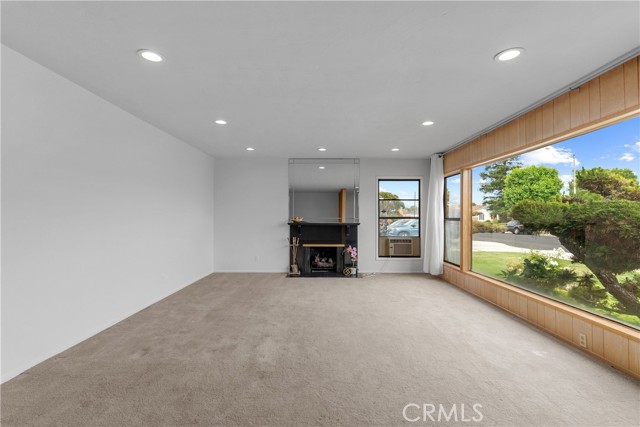 12319 Aneta Street, Culver City CA: https://media.crmls.org/medias/270c0356-001e-4393-9039-2a691deaa250.jpg