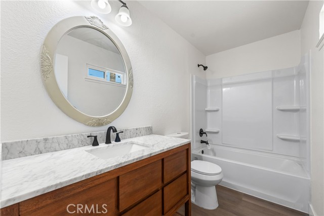 37317 53rd E Street, Palmdale CA: https://media.crmls.org/medias/270cf8ed-1b14-4124-9151-5936a10500ef.jpg