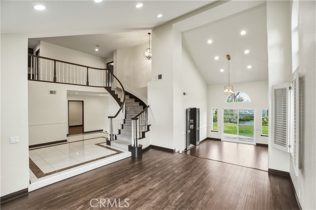 Image 24 of 73 For 3537 Foxglove Road