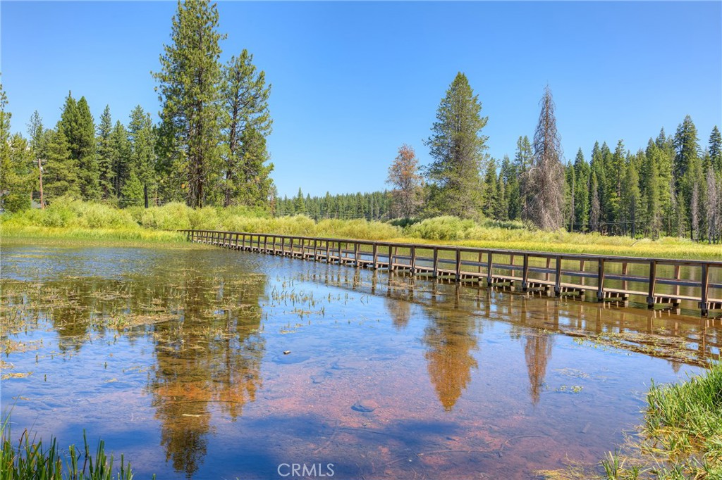 https://media.crmls.org/medias/270d8ce1-b83b-4e72-a186-a8b407091144.jpg?preset=X-Large