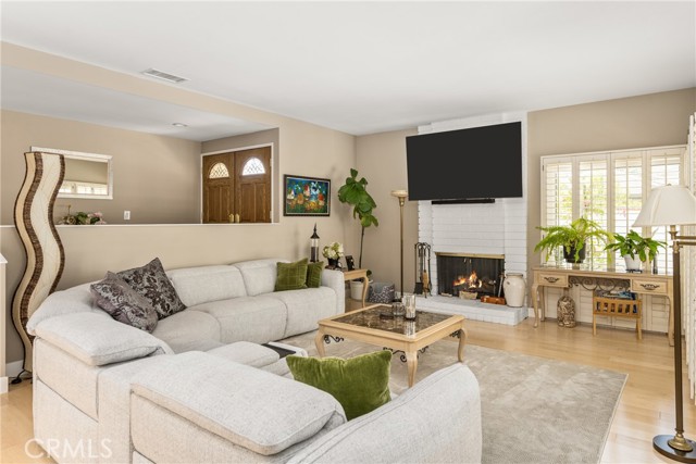 8009 E Eucalyptus Trail, Orange CA: https://media.crmls.org/medias/270da896-e25d-4eff-bebe-d89eebfe8ec9.jpg