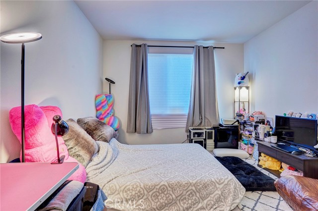 Detail Gallery Image 9 of 49 For 314 N Standard, Santa Ana,  CA 92701 - 4 Beds | 3/1 Baths