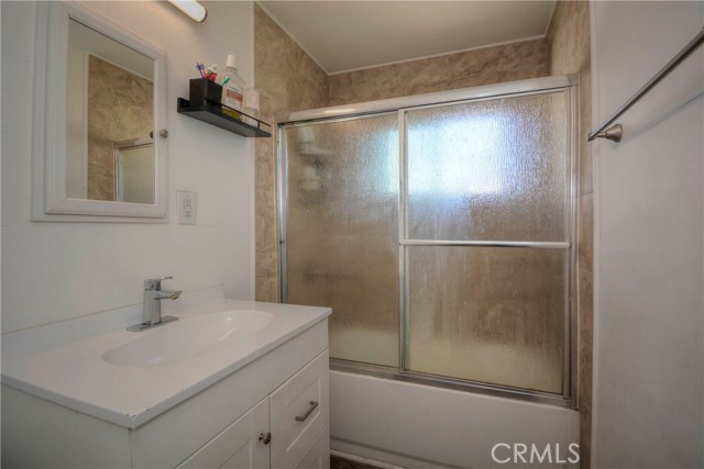 12608 Longworth, Norwalk CA: https://media.crmls.org/medias/270ea5d1-77cc-4e50-8566-8ce9b41ac10c.jpg