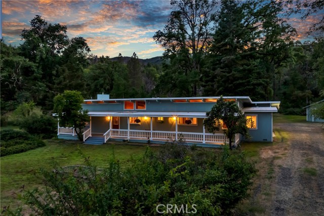 Detail Gallery Image 2 of 38 For 12255 Elk Mountain Rd, Upper Lake,  CA 95485 - 3 Beds | 2 Baths