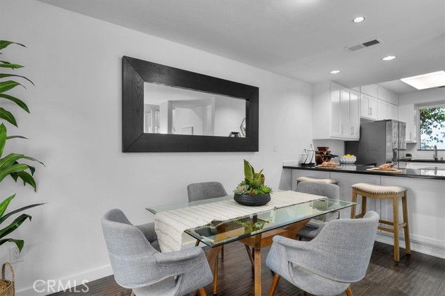1814 Thayer Avenue, Los Angeles CA: https://media.crmls.org/medias/270f4ca6-35b5-4927-bfc9-ebb20e4bef51.jpg