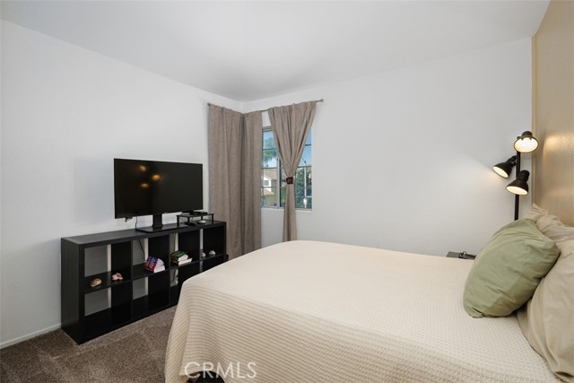 11467 Aberdeen Drive, Fontana CA: https://media.crmls.org/medias/27105fed-84b7-4049-ac12-cd6254d52373.jpg
