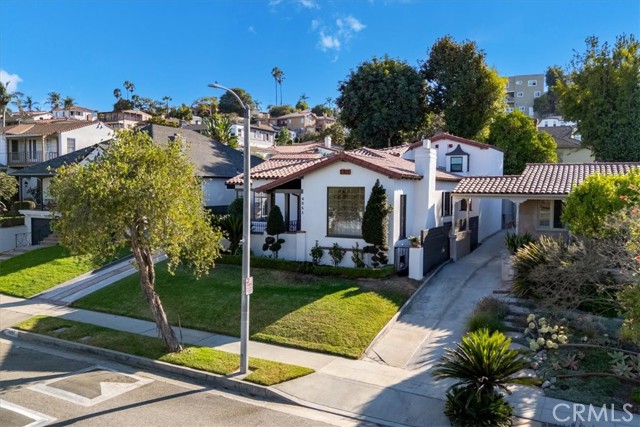 Detail Gallery Image 31 of 35 For 4251 Angeles Vista Bld, View Park,  CA 90008 - 3 Beds | 2 Baths