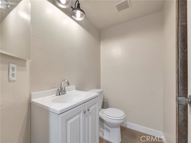 Detail Gallery Image 8 of 22 For 2643 Mora Ct, Lancaster,  CA 93535 - 4 Beds | 3 Baths