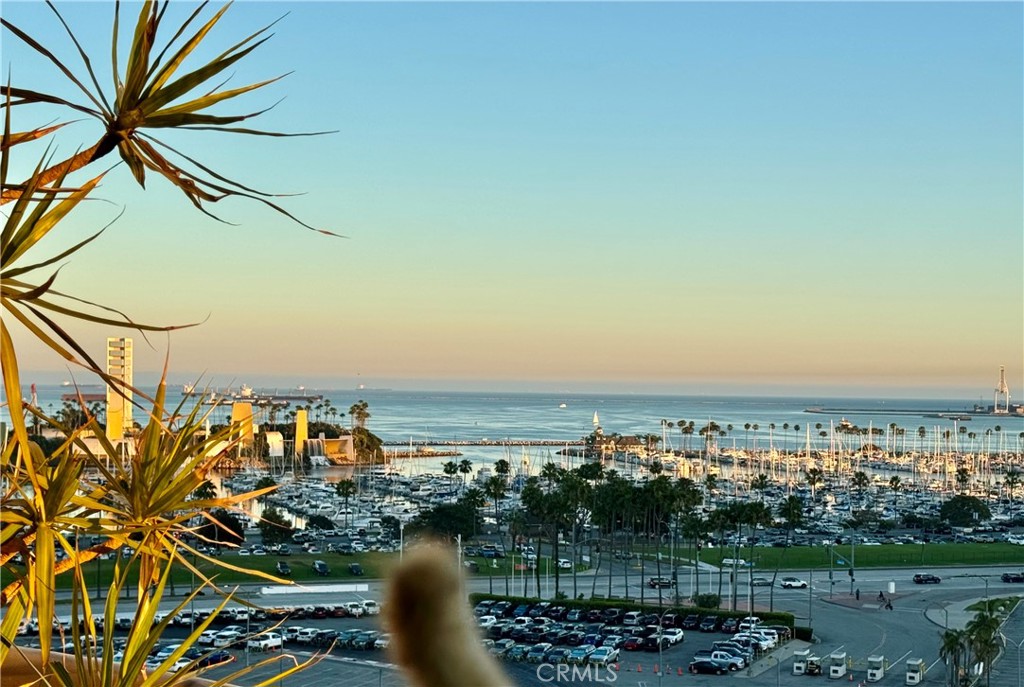 525 E Seaside Way #904