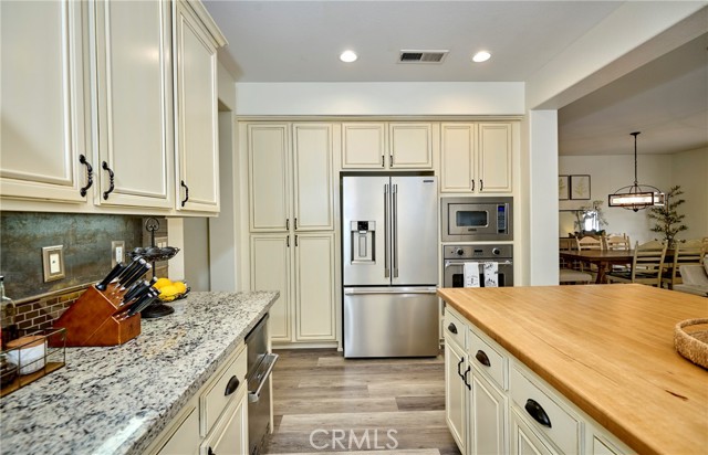 Detail Gallery Image 16 of 49 For 32118 Clear Springs, Winchester,  CA 92596 - 4 Beds | 2/1 Baths