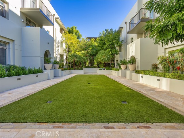 Detail Gallery Image 44 of 55 For 920 Granite Dr #213,  Pasadena,  CA 91101 - 2 Beds | 2/1 Baths