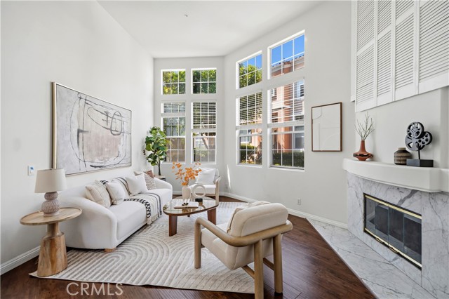 Detail Gallery Image 6 of 23 For 8 Cuzzano Aisle, Irvine,  CA 92606 - 3 Beds | 2/1 Baths