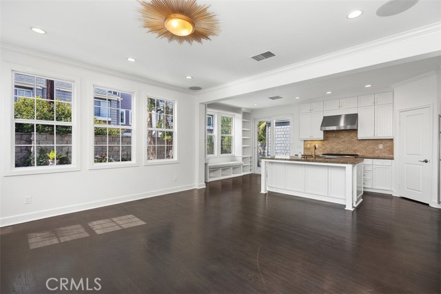 Detail Gallery Image 2 of 37 For 2301 Half Moon, Costa Mesa,  CA 92627 - 4 Beds | 3/1 Baths