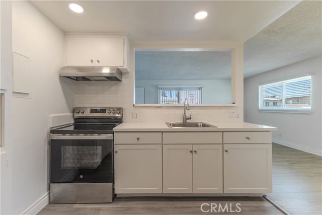 Detail Gallery Image 3 of 14 For 1652 E Kingsley Ave #7,  Pomona,  CA 91767 - 1 Beds | 1 Baths