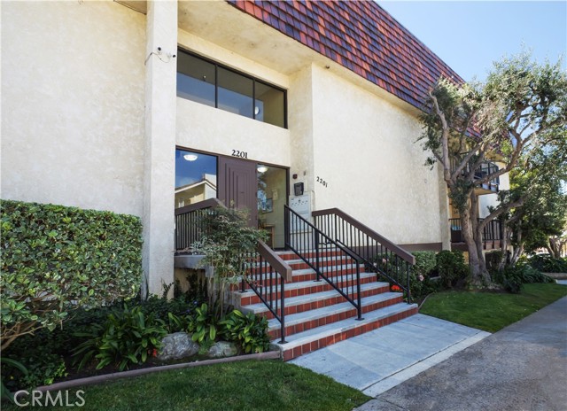 2201 Via Carrillo, Palos Verdes Estates, California 90274, 2 Bedrooms Bedrooms, ,2 BathroomsBathrooms,Residential,For Sale,Via Carrillo,SB26078806