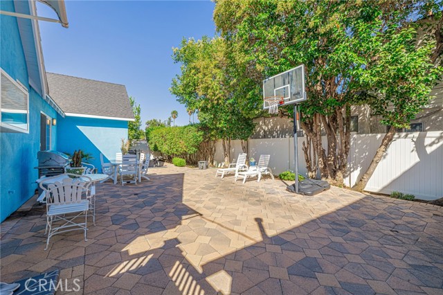 Detail Gallery Image 13 of 53 For 14156 Califa, Sherman Oaks,  CA 91401 - 3 Beds | 2 Baths