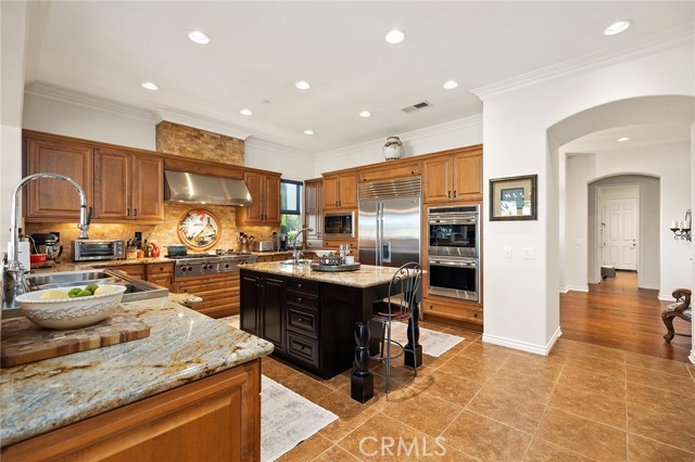 33260 Susan Grace Court, Temecula CA: https://media.crmls.org/medias/2712cf9f-c4ce-49c7-8da5-51b467563b16.jpg