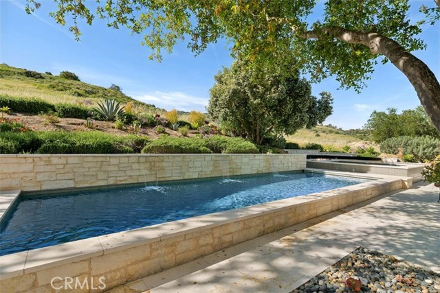 Detail Gallery Image 30 of 74 For 25 Golden Eagle, Irvine,  CA 92603 - 6 Beds | 6/1 Baths