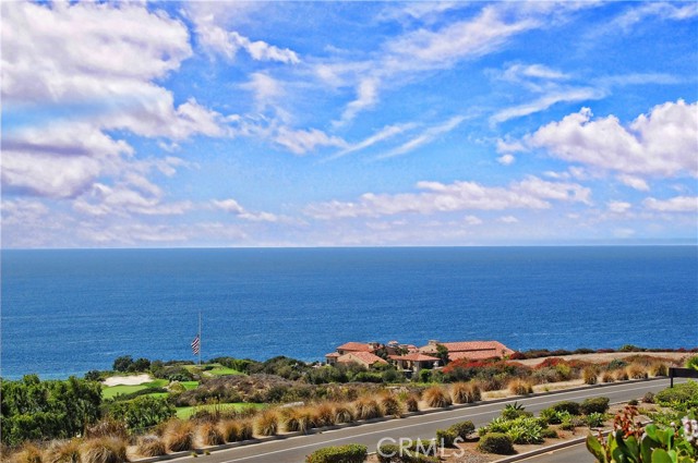 32551 Seacliff Drive, Rancho Palos Verdes, California 90275, 4 Bedrooms Bedrooms, ,2 BathroomsBathrooms,Residential,For Sale,Seacliff,PV25030583