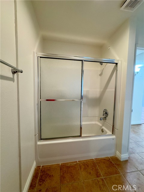 Detail Gallery Image 19 of 34 For 450 E 4th St #405,  Santa Ana,  CA 92701 - 1 Beds | 1 Baths